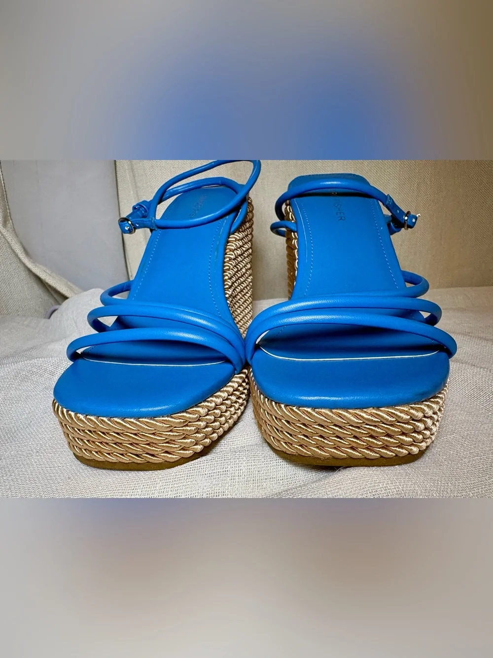 Marc Fisher Blue Strappy Platform Wedge Sandals 9M Gold Rope Resort NWOT
